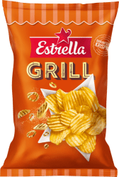 Orange påse Estrella Grill Chips med räfflade potatischips och texten Garanterat Krispig på förpackningen