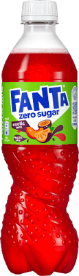 Zoom bild av Fanta Exotic Zero Sugar 50cl PET-flaska med röd färg och tropisk fruktdesign på etiketten