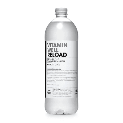 Zoom bild av Vitamin Well Reload 1,15L flaska med vit etikett och smak av citron och lime