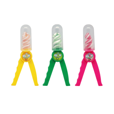 Claw Lollypop 15x15g – färgglada fruktklubbor med kloliknande skaft, perfekt för kiosker, butiker och godishyllor.