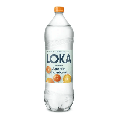 Loka Apelsin Mandarin 150cl – kolsyrat mineralvatten med apelsin- och mandarinsmak i 8-pack.