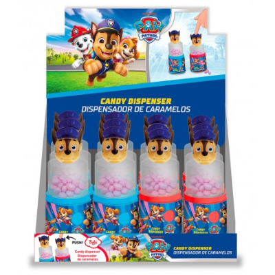 Zoom bild av Displaybox med 12 st Paw Patrol Candy Dispensers formade som Chase, fylld med rosa godisbitar, med Paw Patrol-motiv på förpackni
