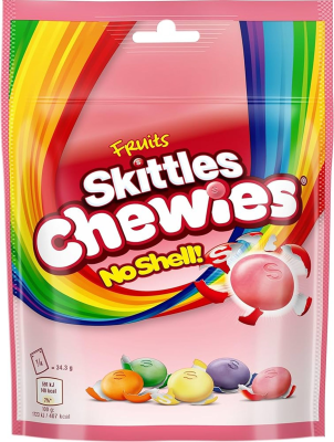 Skittles Chewies Fruit 137g – mjukt fruktgodis i 16-pack.