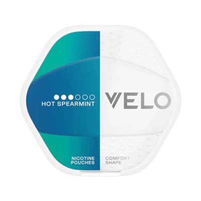Zoom bild av VELO Shift Hot Spearmint 10-pack – vita slim nikotinpåsar med smak av het spearmint.